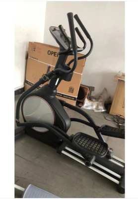 ISO9001 de elliptische van de de Oefenings Elliptische Fiets van het Gymnastiekmateriaal Lading 150kg