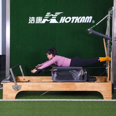 Van het Materiaal Diepe Hurkende Pilates van de ladings200kg Pilates Oefening de Hervormermachine