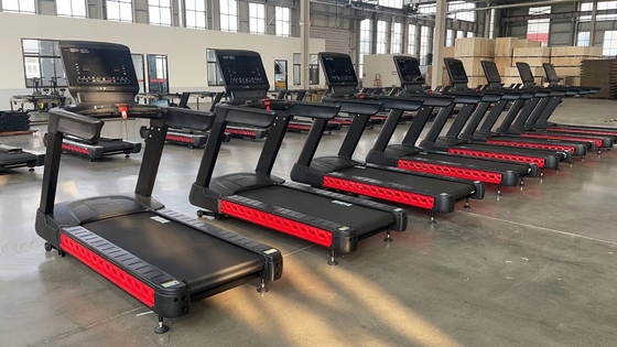 Aanpasbare treadmill gymapparatuur met LCD-scherm